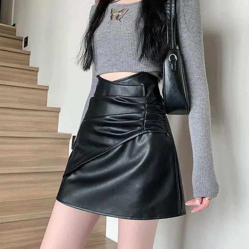 Women Vintage Black Pu Leather Large Size Pleated Short Skirt Autumn Korean Fashion Brown High Waist Slim Sexy Party Mini Skirts